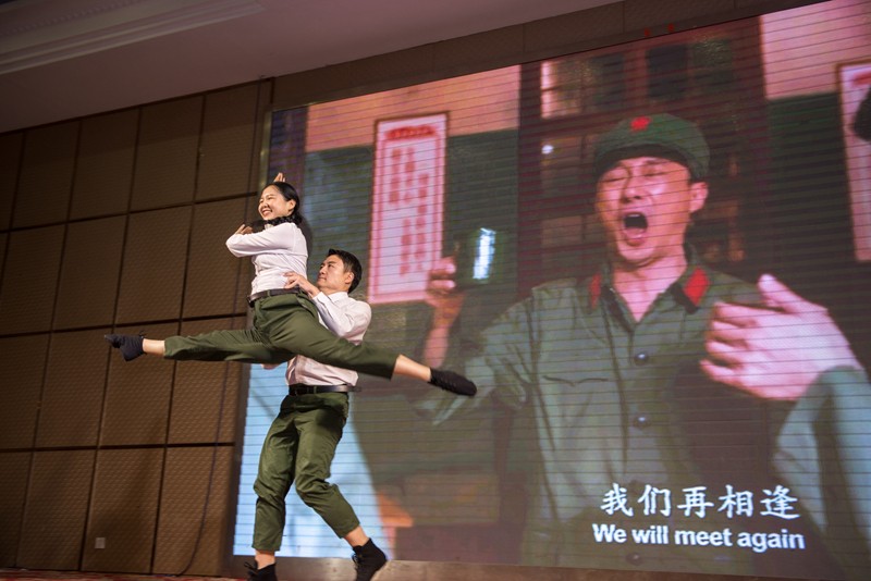 双人舞《绒花》_副本.jpg